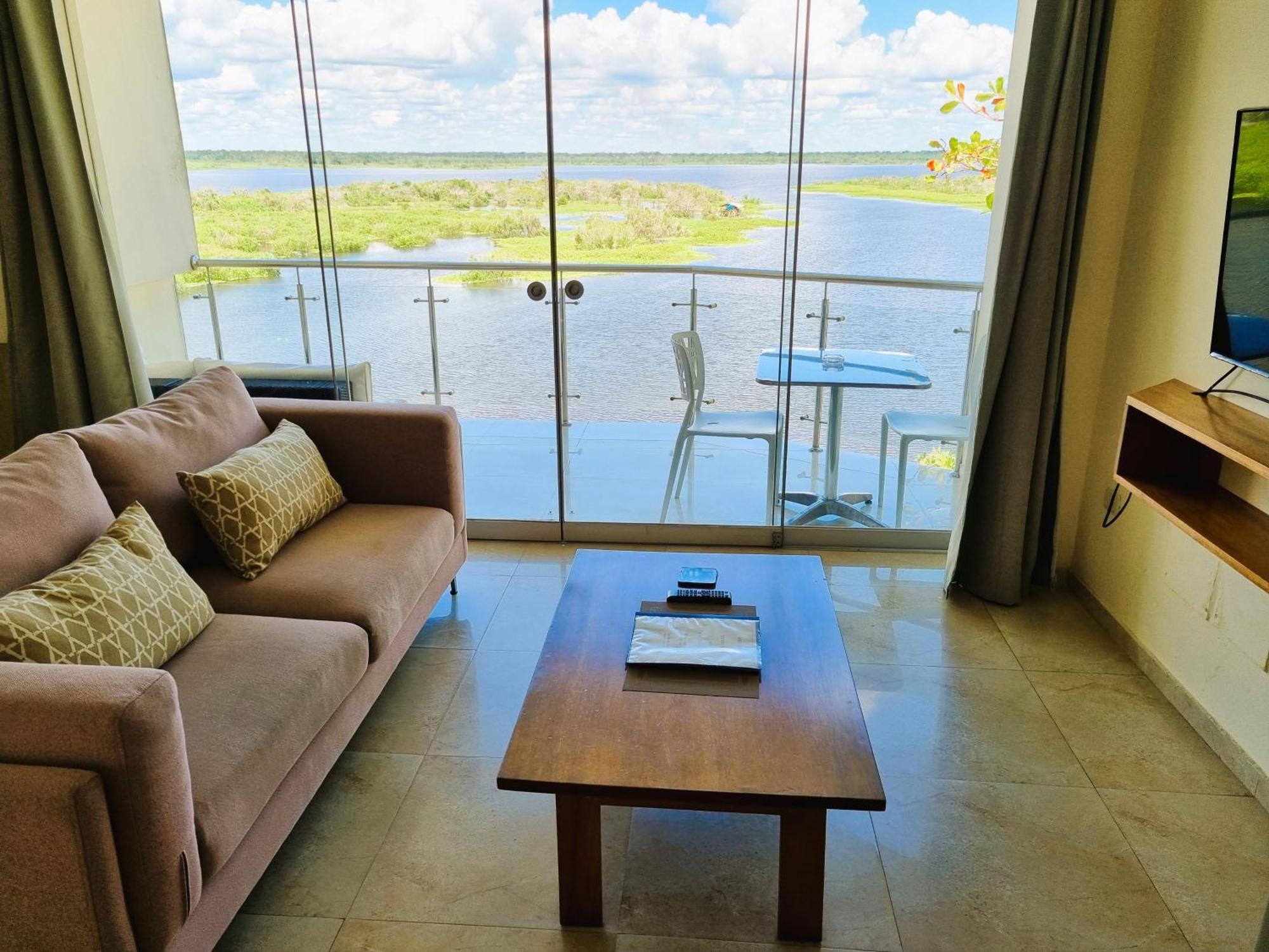 Boulevard 251 Riverside Apartments Iquitos Camera foto